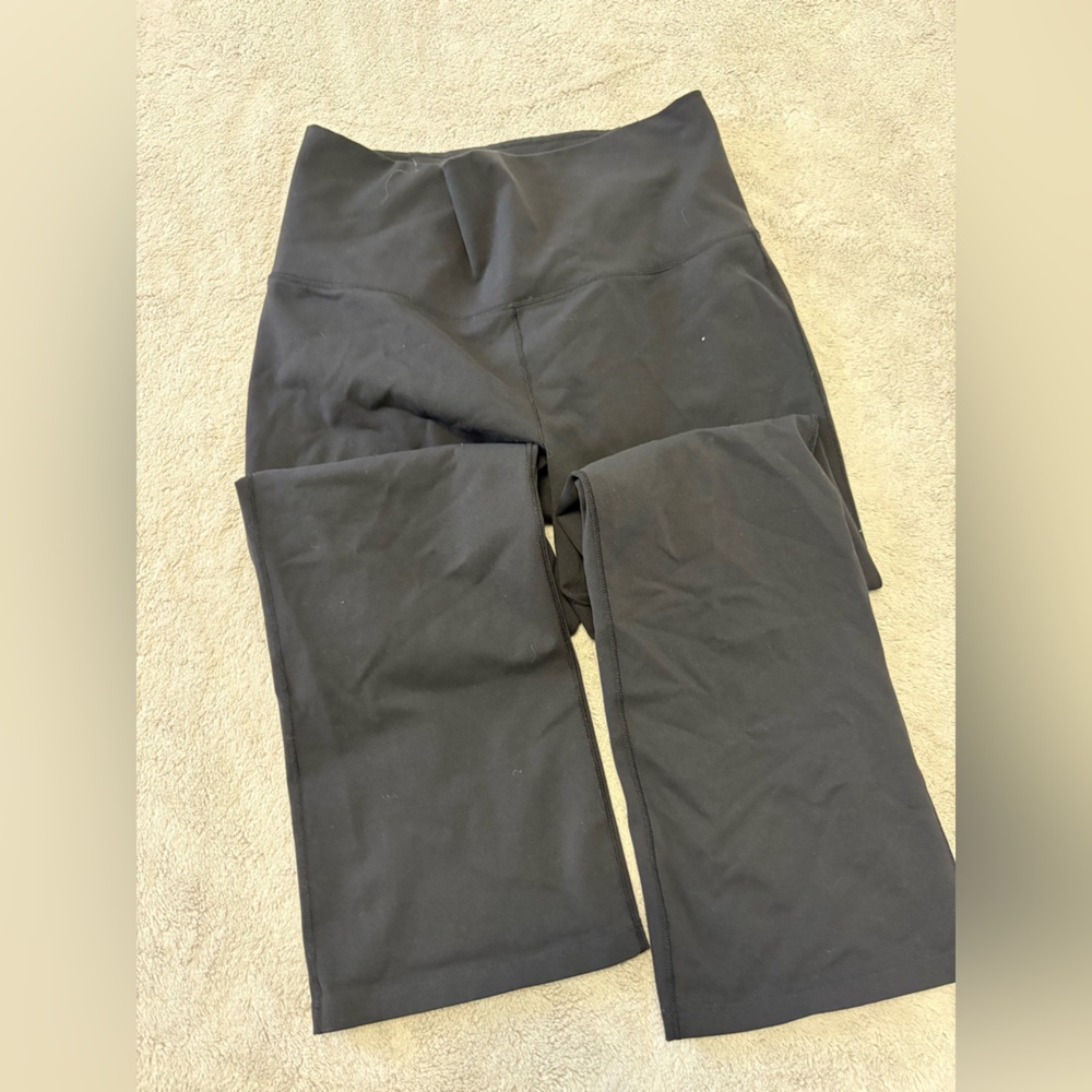 Straight Leg Women's Pants in Black